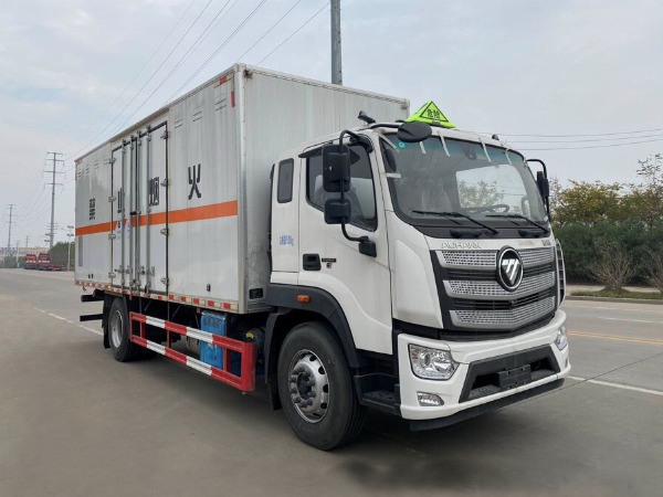 福田歐航毒性物品廂式運(yùn)輸車(chē)