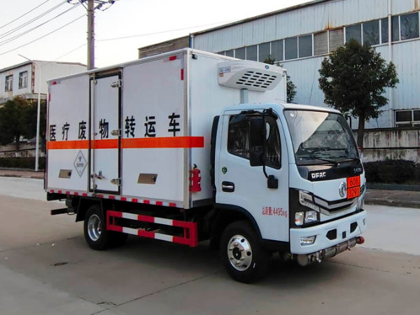 東風多利卡醫(yī)療廢物轉(zhuǎn)運車
