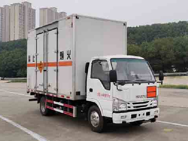 慶鈴爆破器材運(yùn)輸車