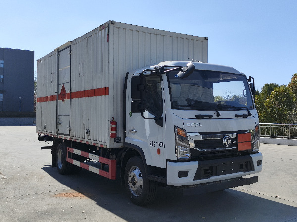 東風(fēng)凱普特易燃?xì)怏w廂式運(yùn)輸車