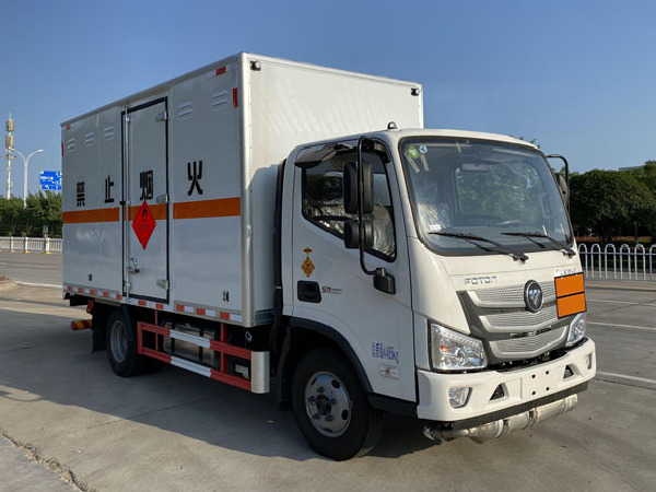 歐馬可藍(lán)牌易燃液體廂式運(yùn)輸車